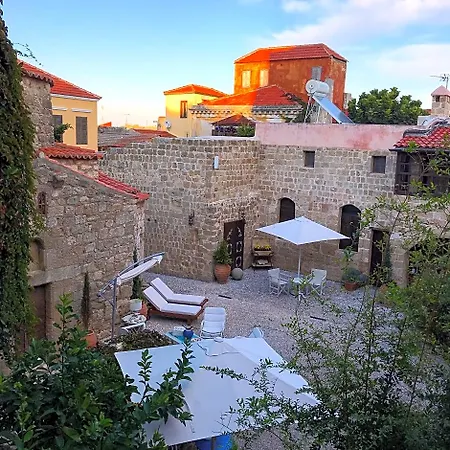 Hotel Saint Artemios Boutique 4*